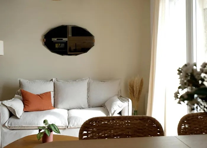 Appartement En Front De Mer Avec Vue Imprenable Sur La Grande Plage Des Sables D\'Olonne